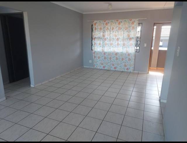 3 BEDROOM APARTMENT FOR SALE IN RICHARDS BAY CENTRAL